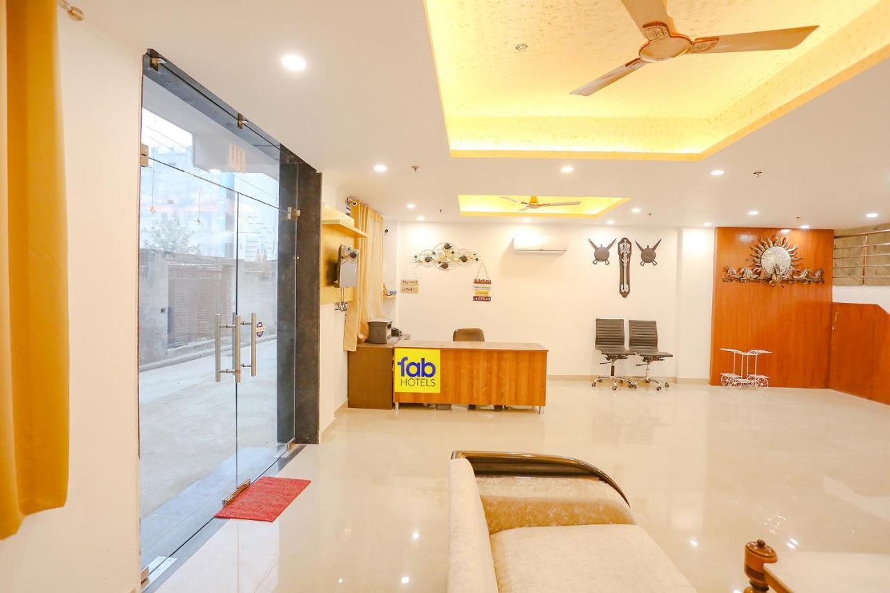 Fabexpress Taj Residency Near Yashobhoomi Convention Centre Hotel Delhi  Ngoại thất bức ảnh