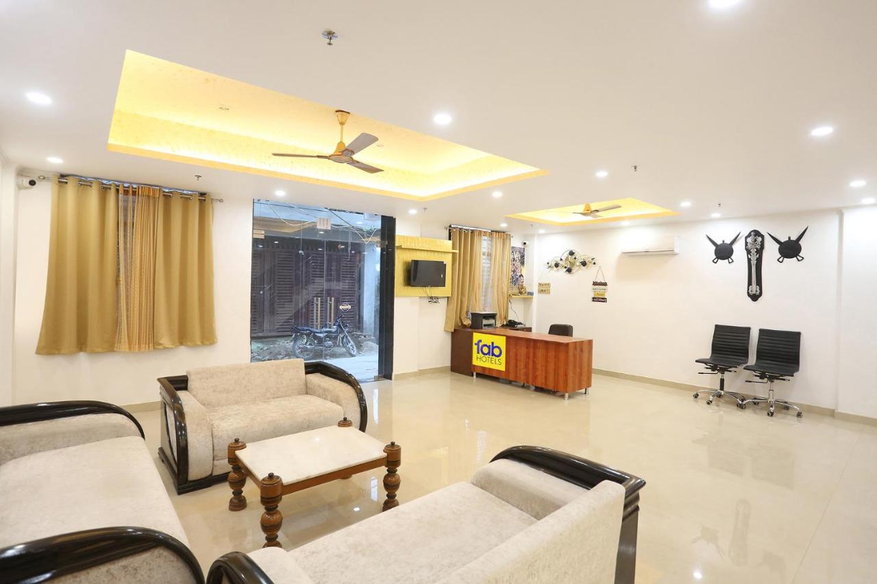 Fabexpress Taj Residency Near Yashobhoomi Convention Centre Hotel Delhi  Ngoại thất bức ảnh