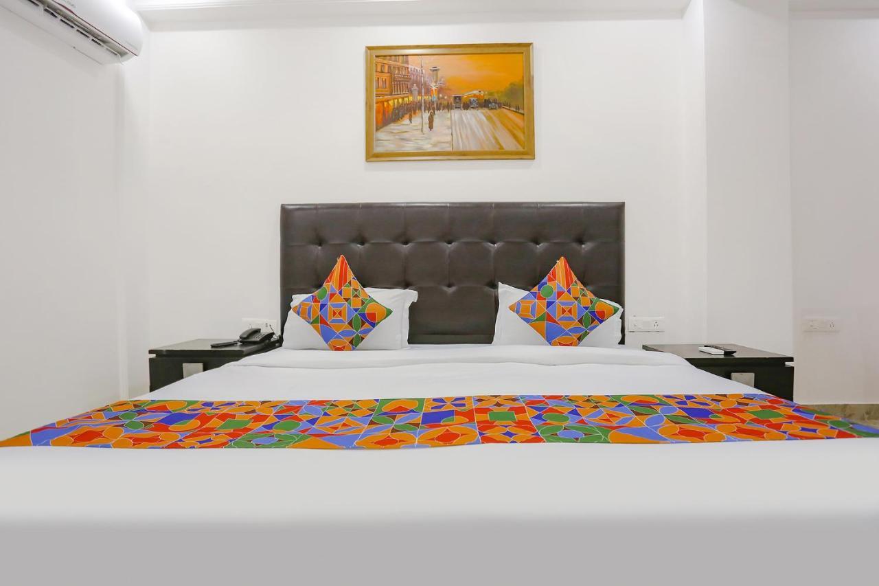 Fabexpress Taj Residency Near Yashobhoomi Convention Centre Hotel Delhi  Ngoại thất bức ảnh